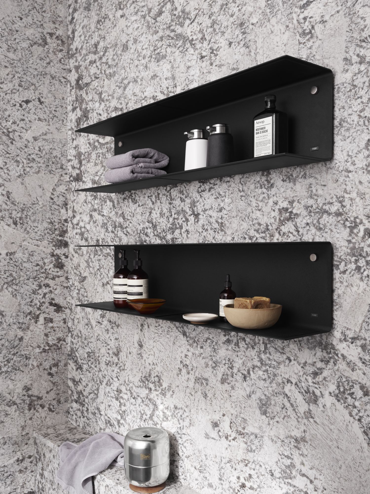 Wandregal U-Form Vipp