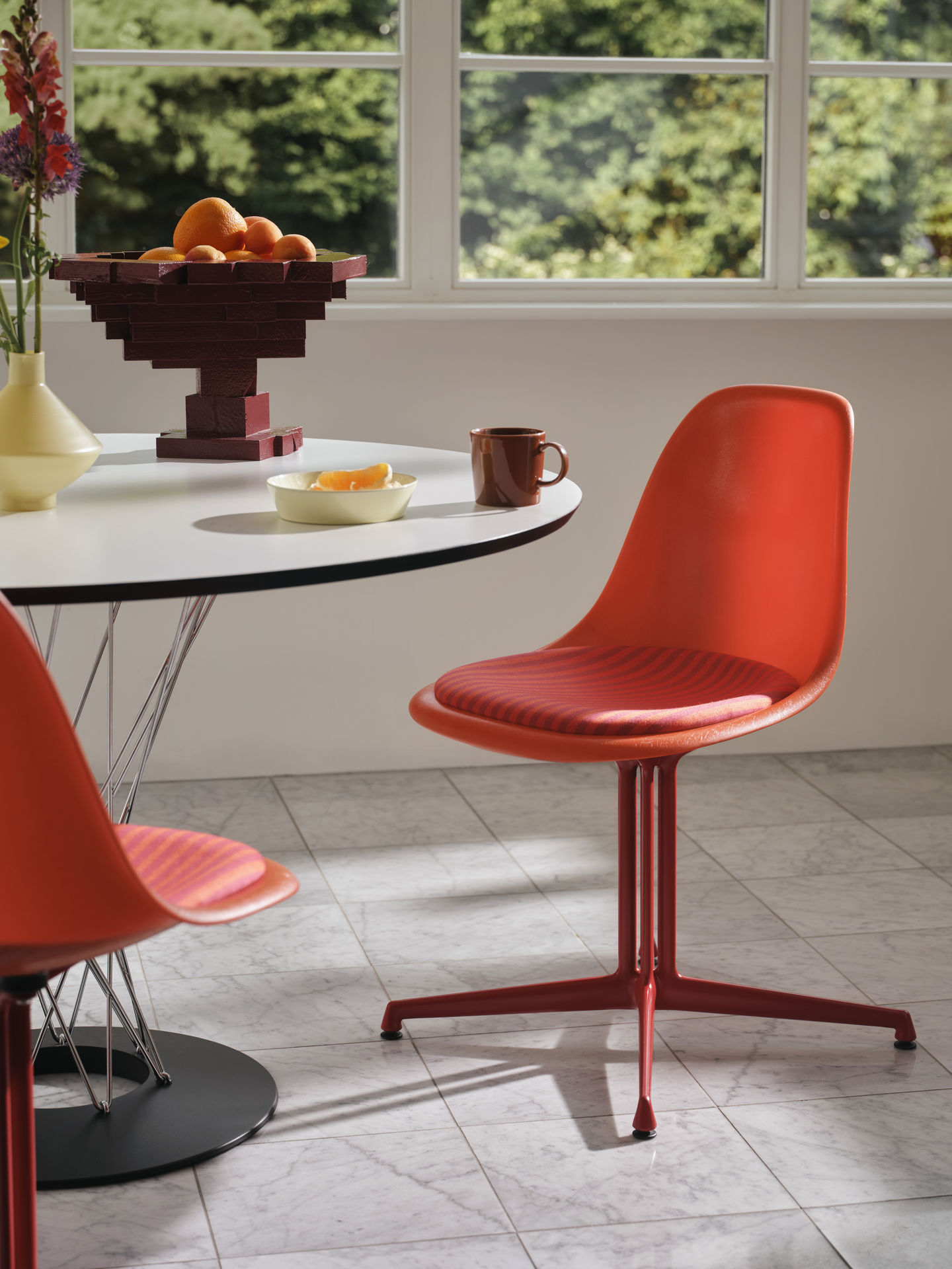Eames Fiberglass Side Chair in La Fonda Rot Orange von Vitra, limitierte Edition.