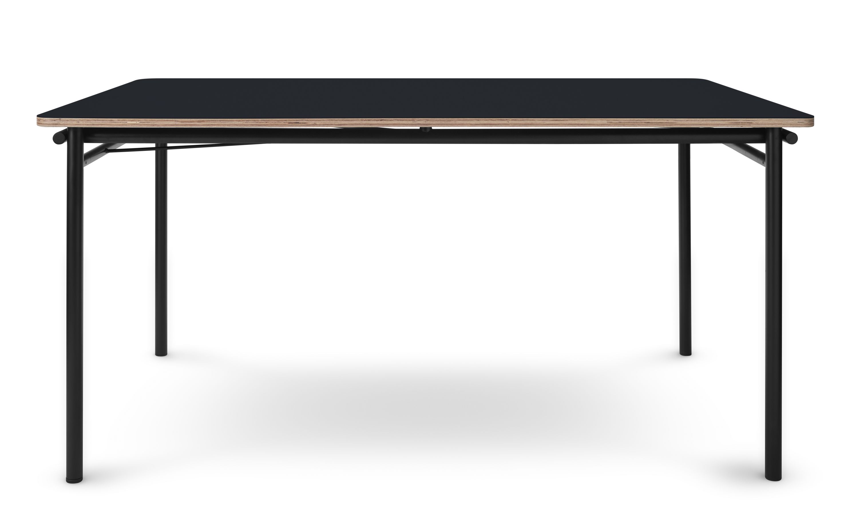 Schwarzer Eva Solo Esstisch mit Ausziehfunktion und filigranem, schwarzem Metallgestell. Moderner Küchentisch für Esszimmer.