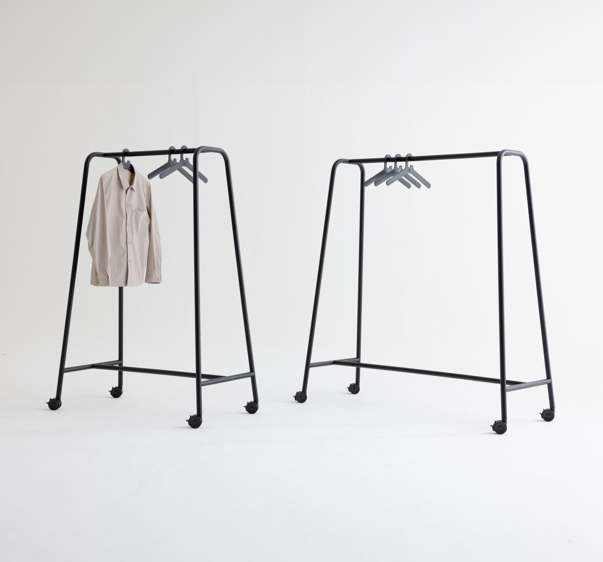 Pully Rack Garderobenständer fahrbar Cascando