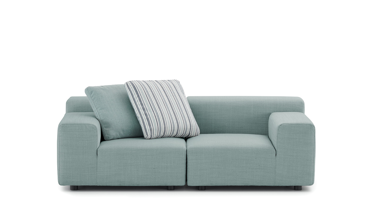 Helles Kartell Outdoor Kissen Sofa mit zwei Kissen für Garten und Terrasse.