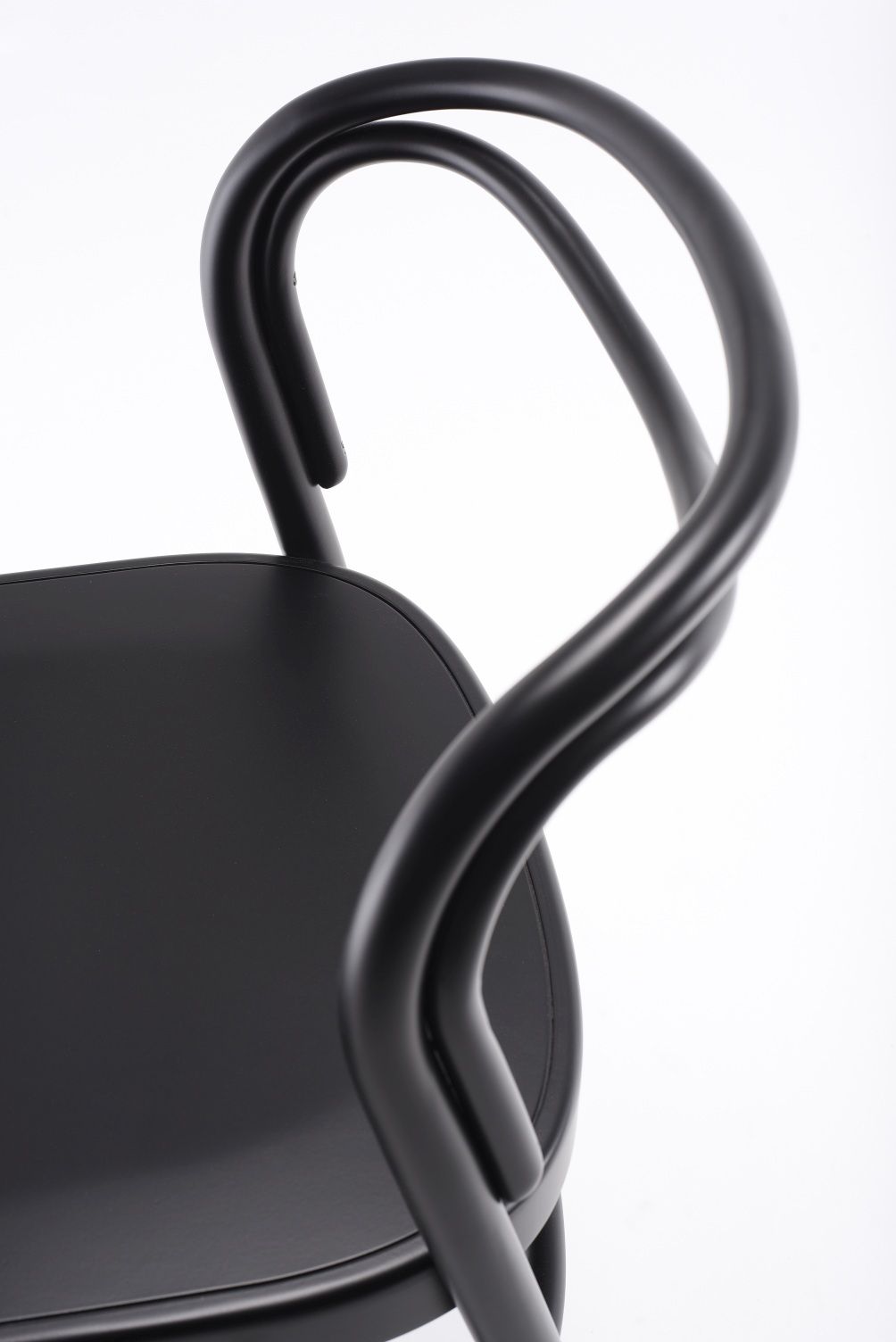 Beaulieu Stuhl Wiener GTV Design