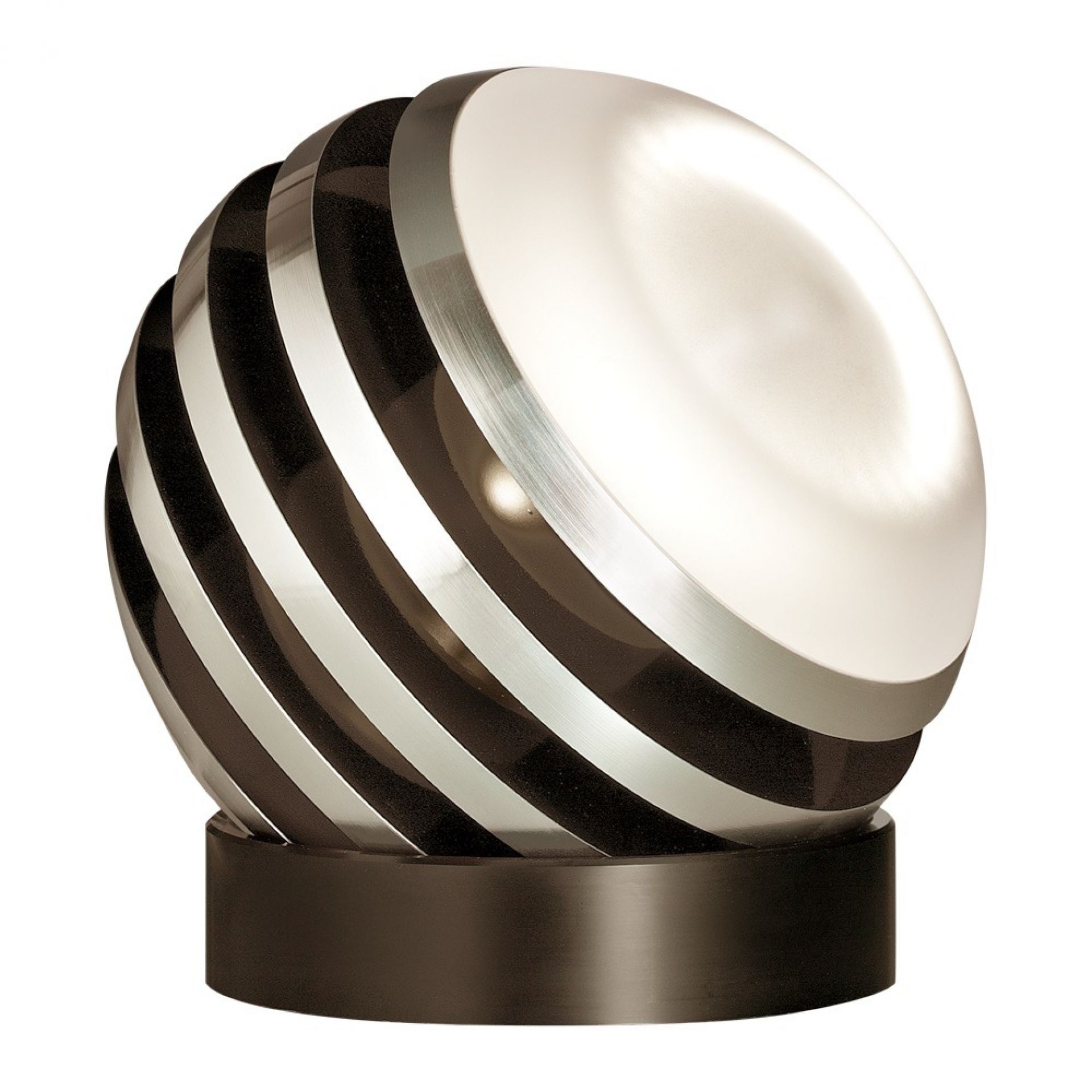 Bulo Tischleuchte von Tecnolumen: Kugelförmige Designlampe mit silbernen und schwarzen Streifen auf schwarzem Sockel.