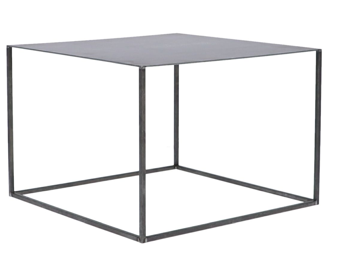 Quadratischer, grauer Jan Kurtz Beistelltisch "Pur" aus Metall, minimalistisches Design für Wohnzimmer und Büro.