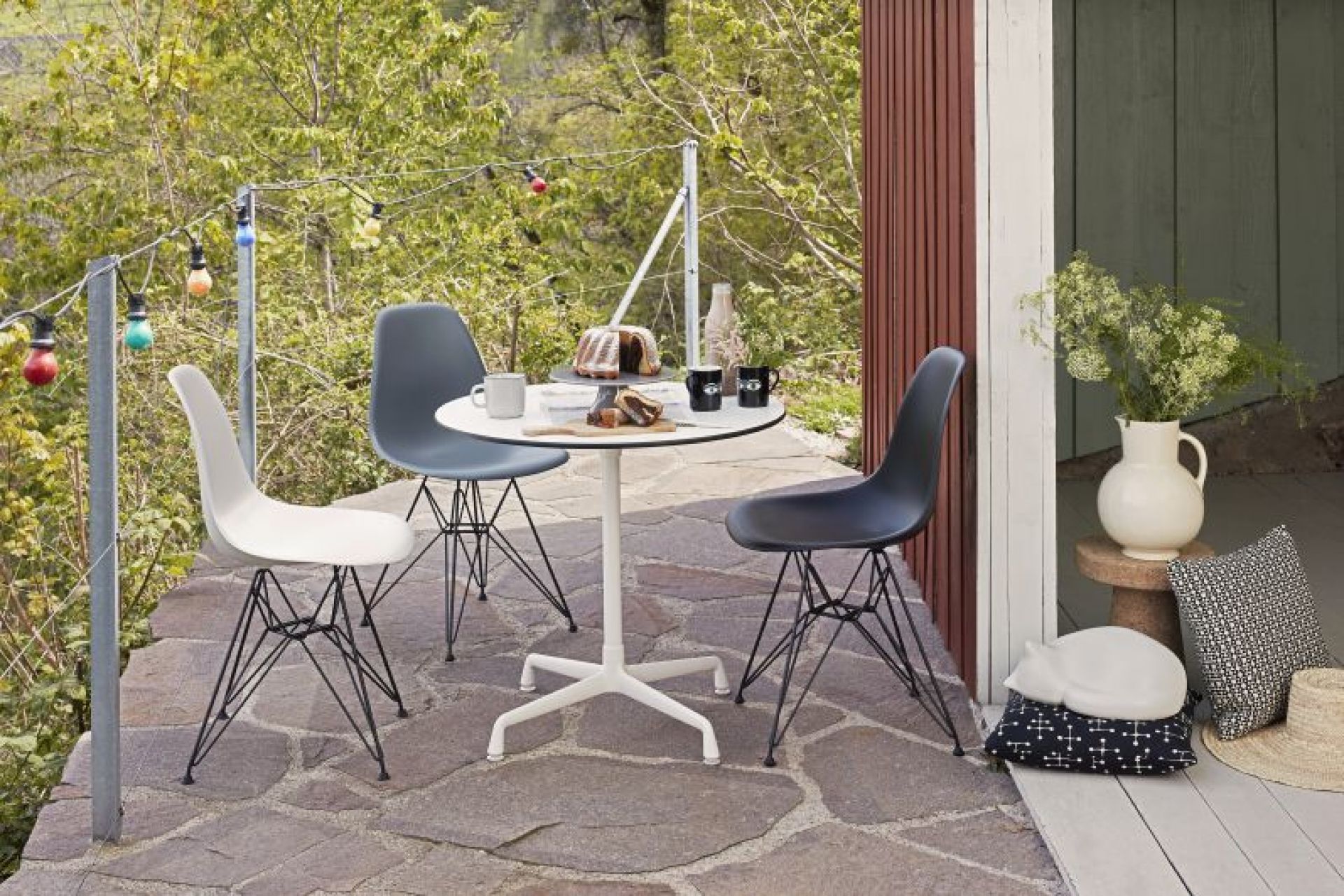 Eames Contract Table Tisch rund Ø70 cm Vitra