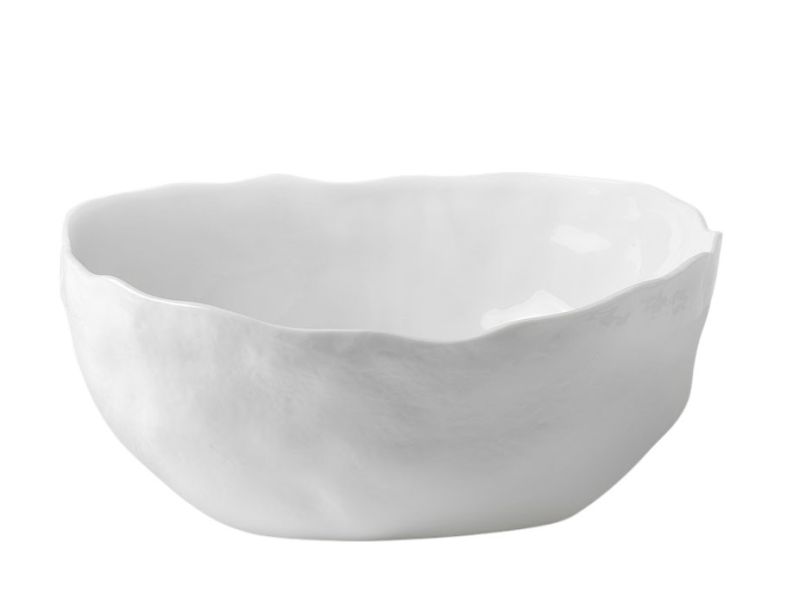 Weiße Räder Schale, Geniesser Schale, aus Keramik mit unregelmäßiger Form für Obst, Salate oder Snacks.