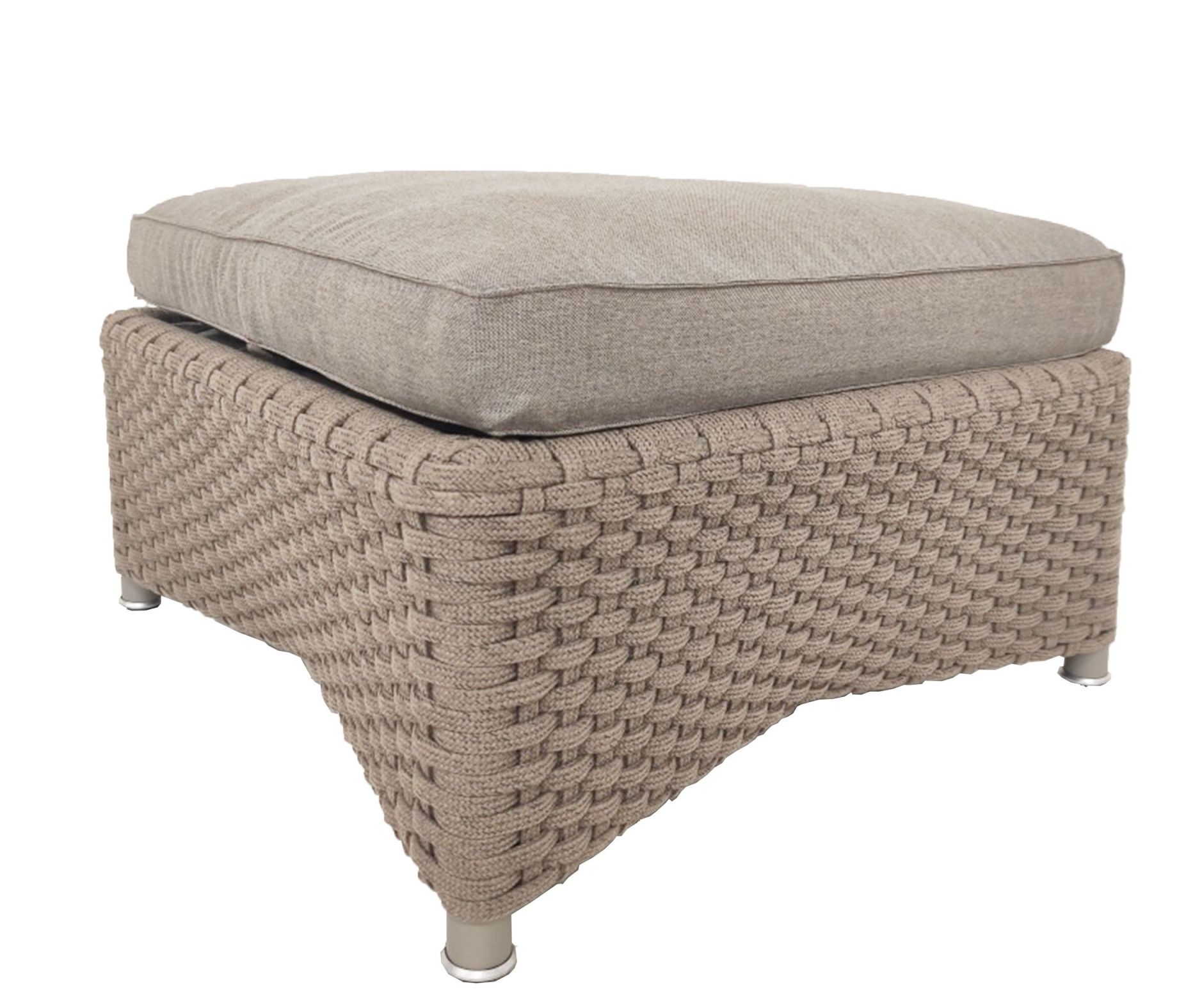 Diamond Hocker Cane-Line Taupe: Taupefarbener Outdoor-Hocker mit geflochtenem Design und bequemen Kissen.