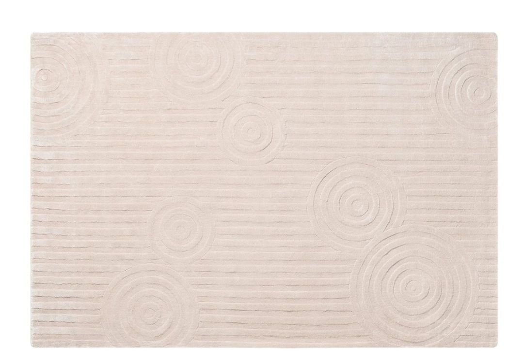 Beiger Blomus Uzu Rug Teppich 160x240 cm mit modernem Kreis- und Streifenmuster für Wohnzimmer.