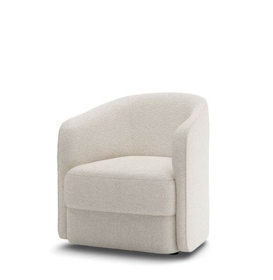 Beiger Covent Lounge Chair Sessel von New Works mit weichem Bouclé-Bezug. Moderner Loungesessel für Wohnzimmer.