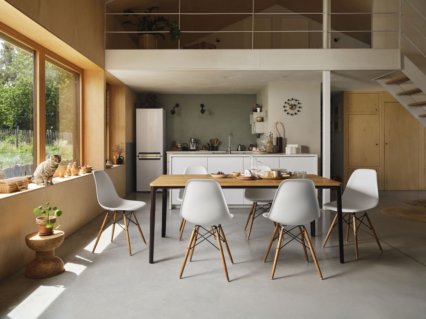 Eames Fiberglass Chair DSW Stuhl Vitra