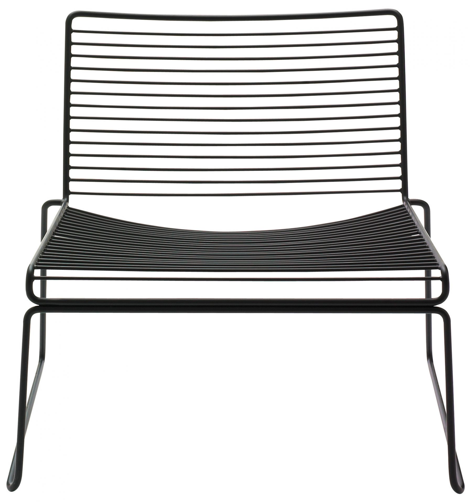 Schwarzer Hee Lounge Chair von Hay, minimalistischer Design Stuhl aus pulverbeschichtetem Metall für den Außenbereich.