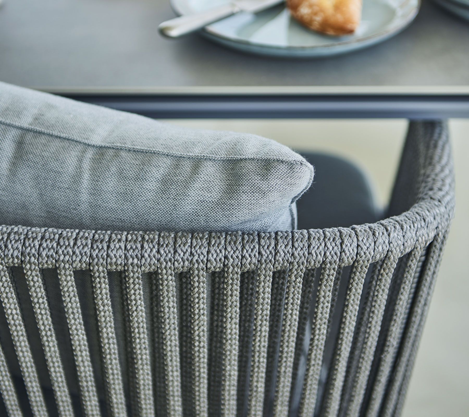 Moments Sessel dunkelgrau Cane-Line