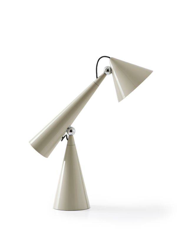Pose Task Light LED Tischleuchte Putty von Tom Dixon, moderne Schreibtischleuchte in Beige.