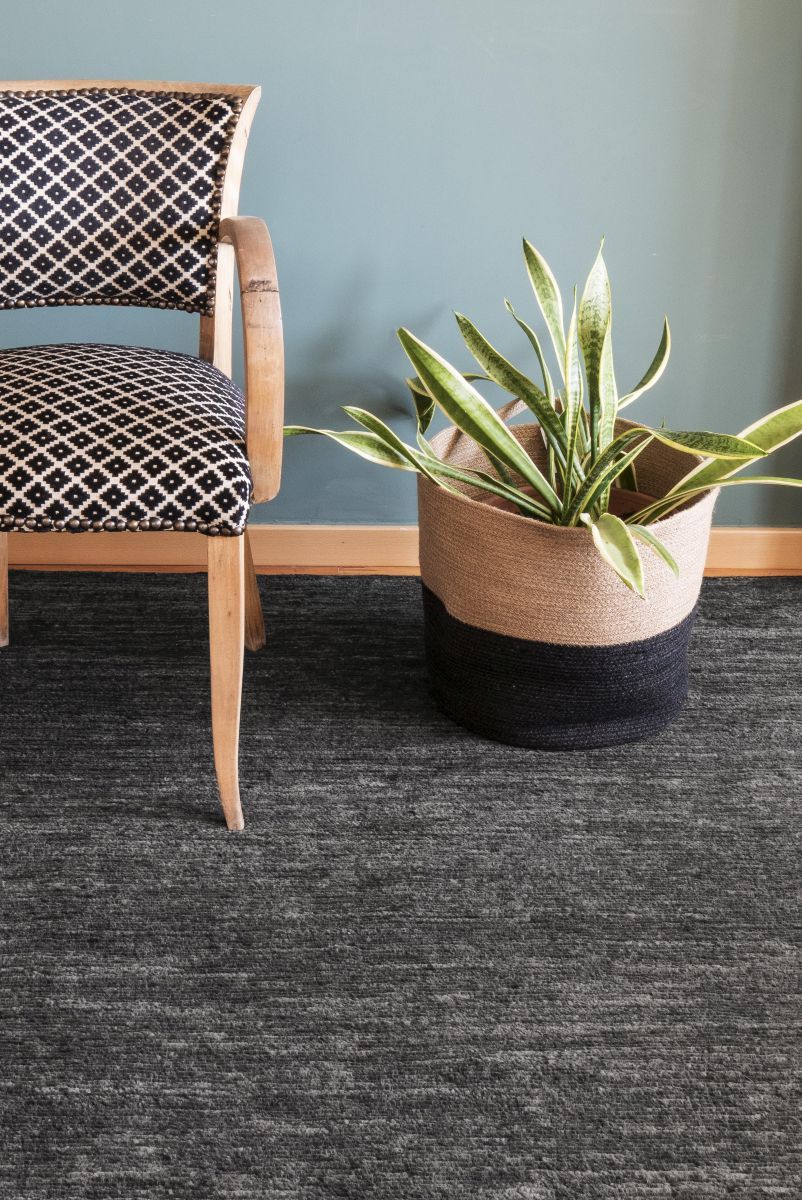 Persian Colors Teppich Charcoal 250x350cm Nanimarquina