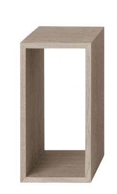 Muuto Stacked Storage System: Einzelnes, helles Holzregal zur individuellen Wandgestaltung.