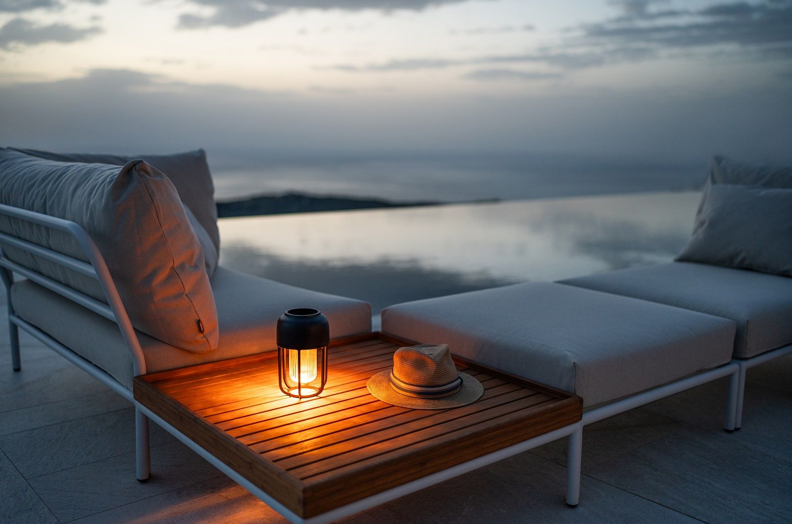 LIGHT No.1 Solar-powered lamp Indoor/Outdoor Akkuleuchte Houe