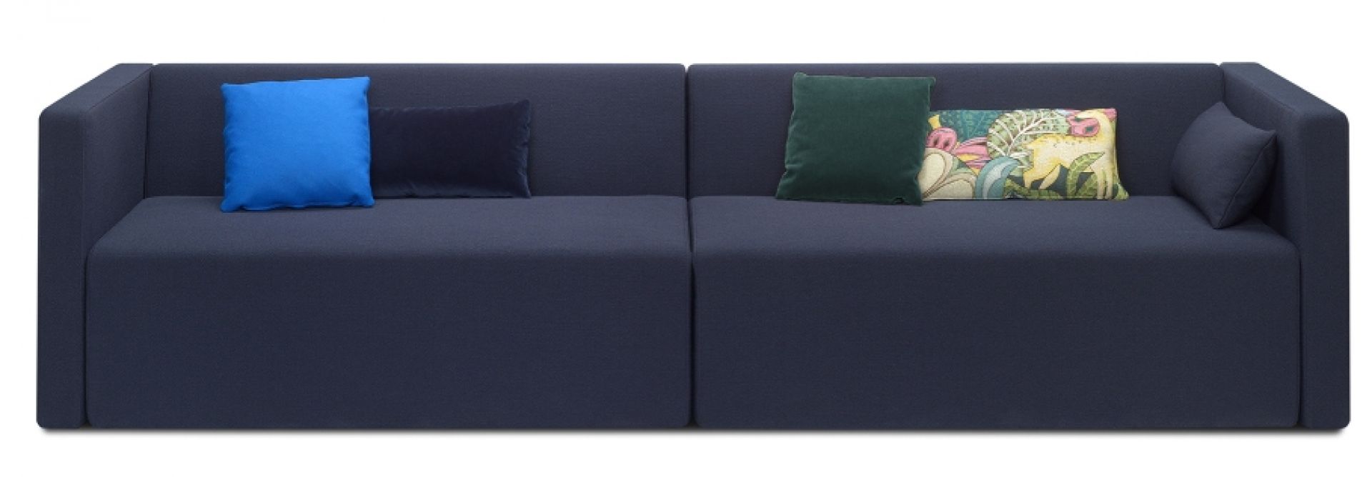 SF06 Kerman Modulsofa von e15 in Blau mit Kissen, modernes Wohnzimmer Sofa.