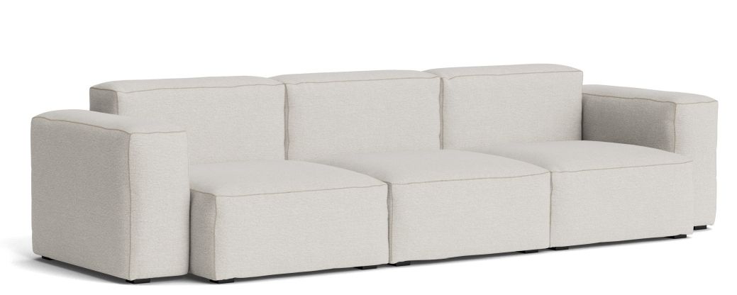 Helles Mags Soft Sofa 3-Sitzer mit niedrigen Armlehnen, modernes Design für Wohnzimmer und Lounge.
