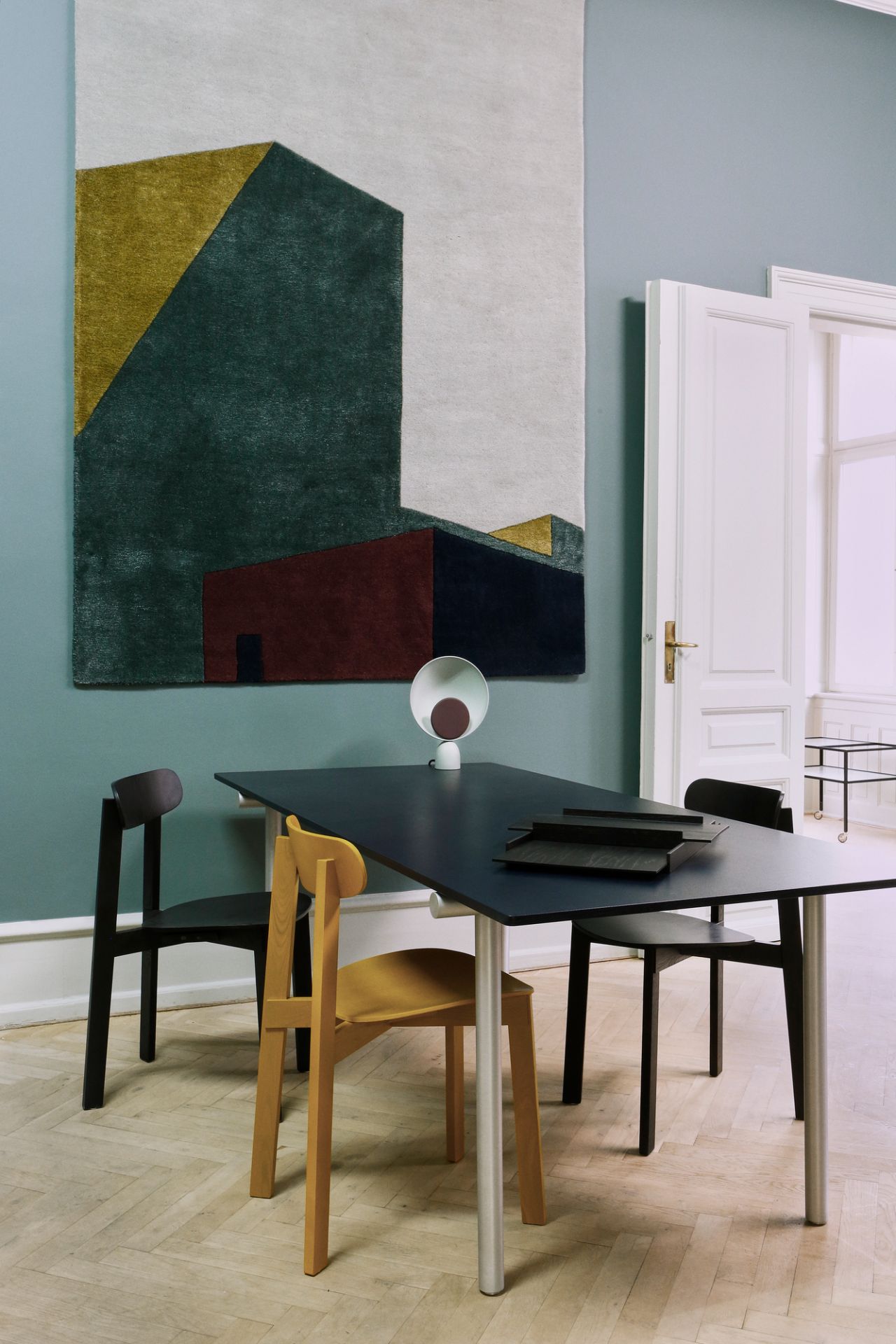 Arqui Teppich 2 240x170 Please wait to be Seated