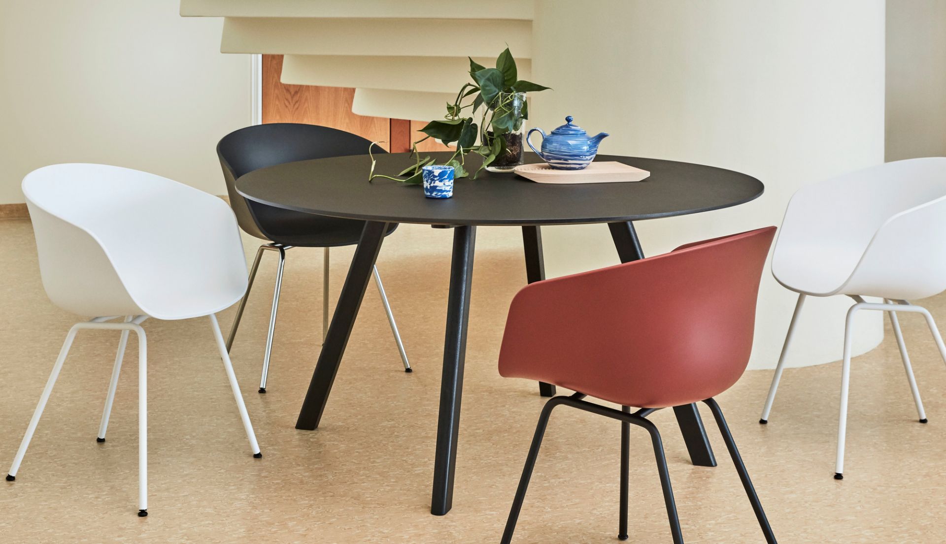 Copenhague Table CPH 25 Tisch rund  Ø 140 cm Hay