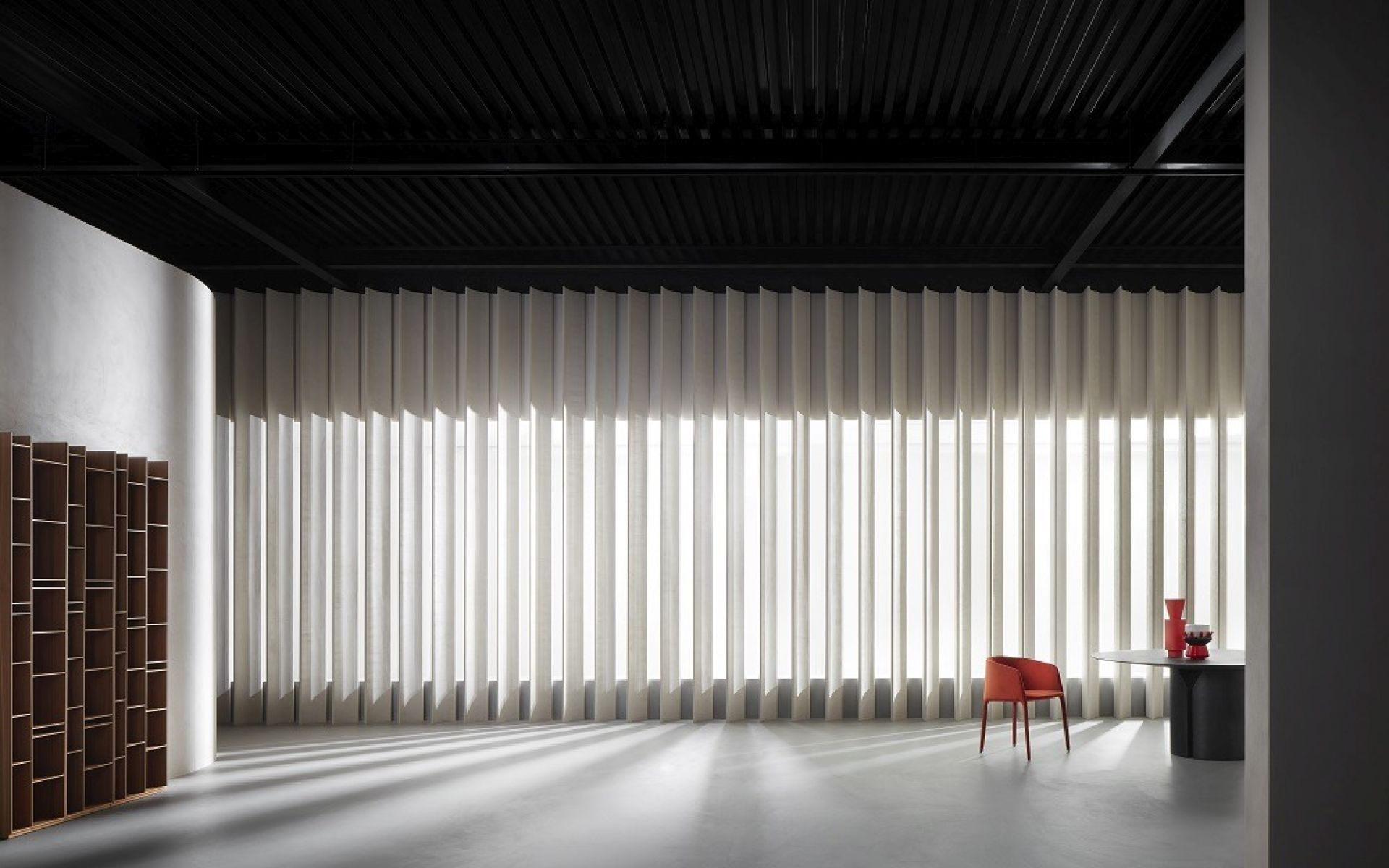 Random Wood Bookcase Bücherregal von MDF Italia, modernes Design mit offenen Fächern im Wohnzimmer.