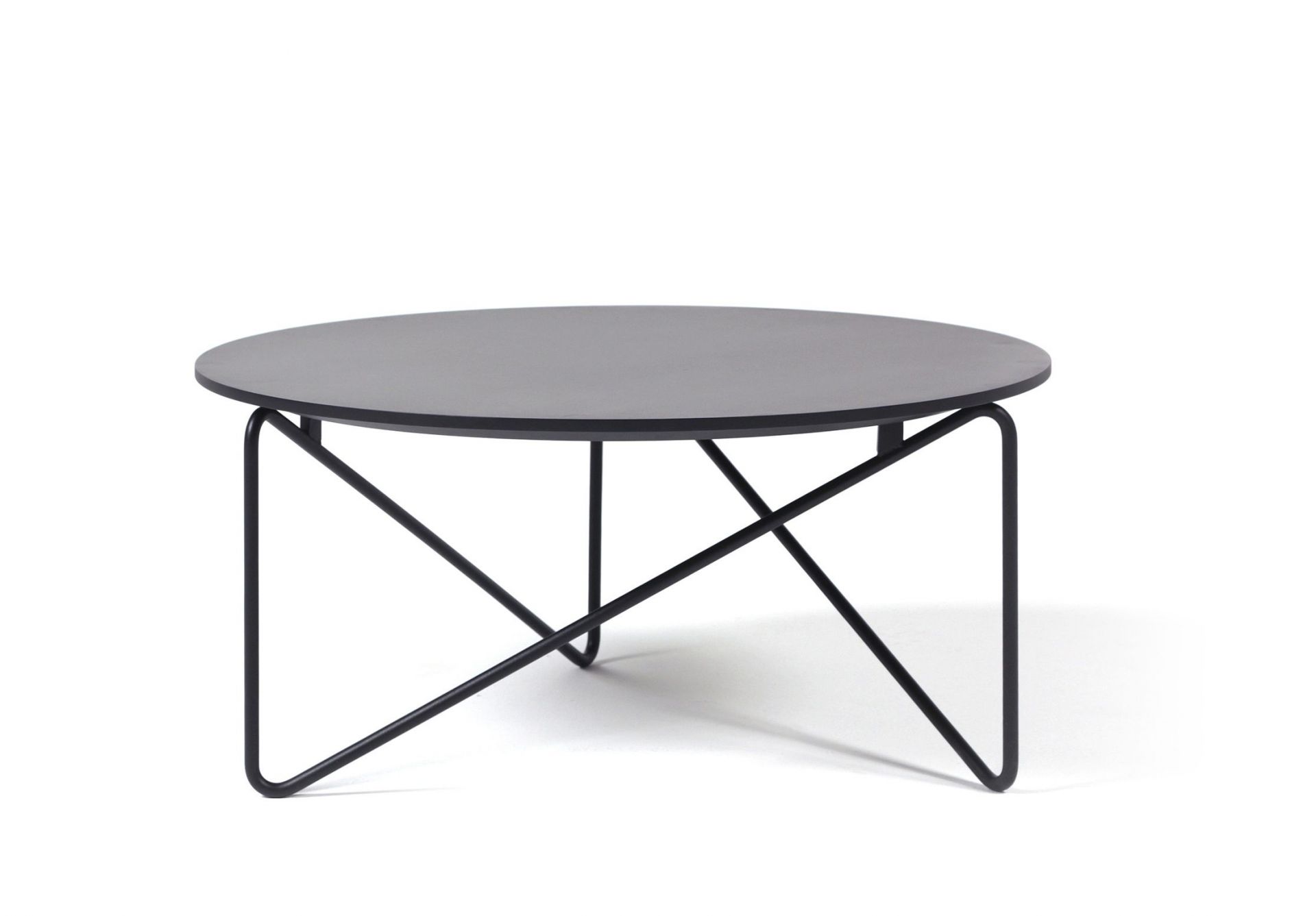 Polygon Beistelltisch von Prostoria: Runder, grauer Tisch mit filigranem, schwarzem Metallgestell für Innen und Außen.
