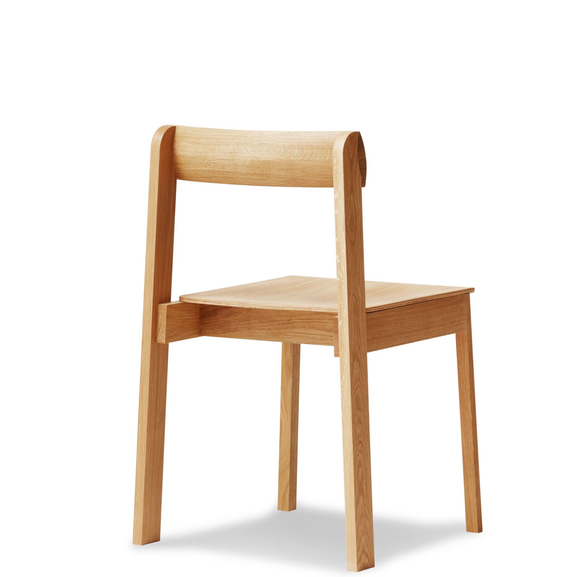 Blueprint Stuhl aus Eiche von Form & Refine, minimalistisches Design, natürliche Holzstruktur.