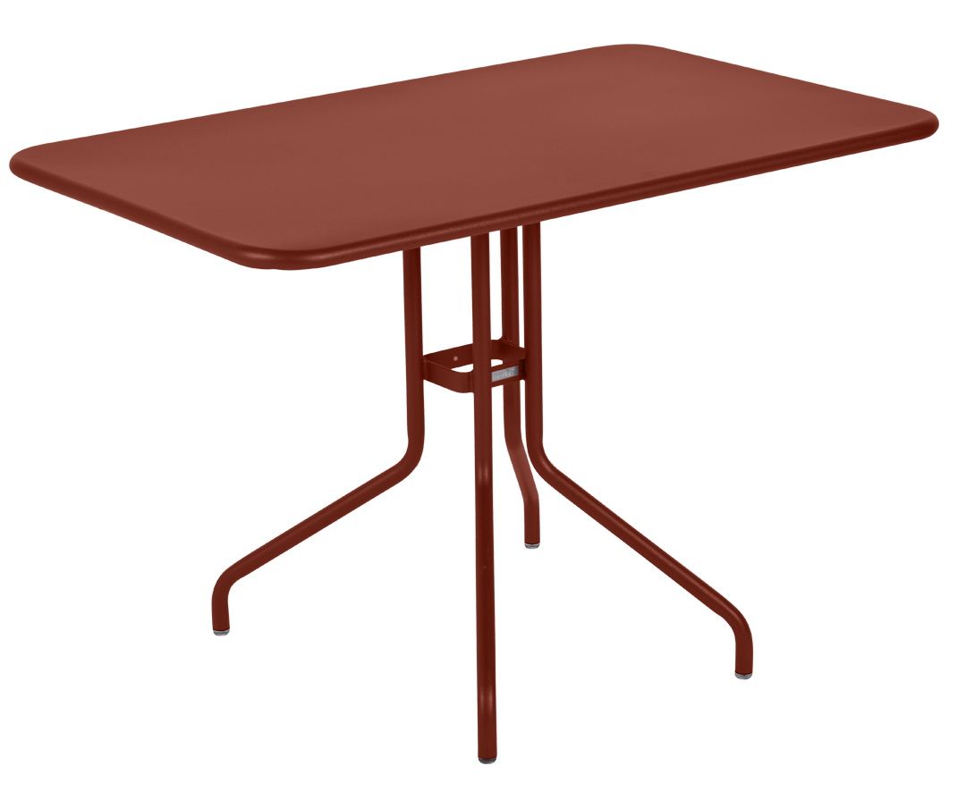 Roter Pétale Tisch 110 x 70 cm von Fermob, ideal für den Outdoor-Bereich.