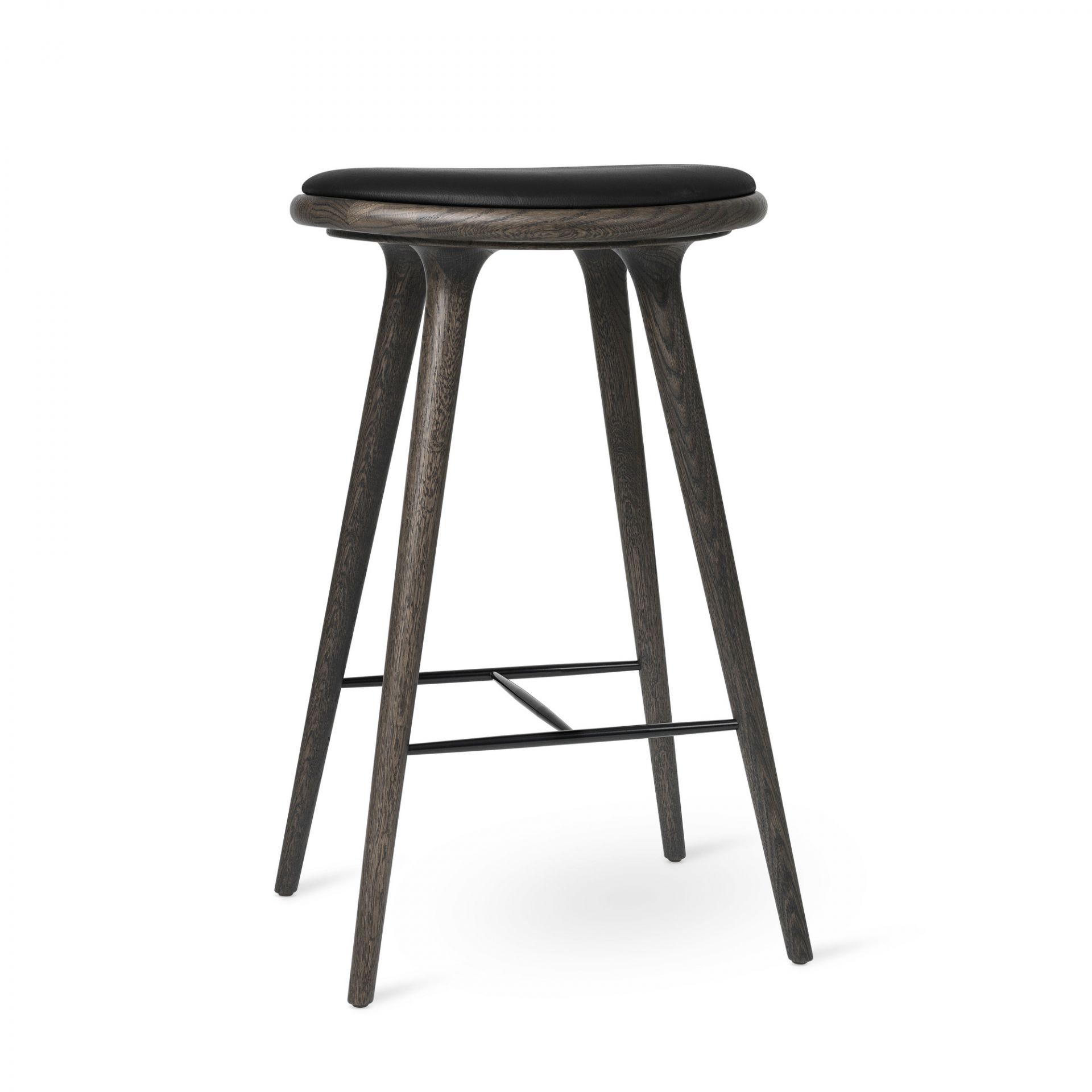Stool Hocker Sirka aus grau gebeizter Eiche mit schwarzem Sitzpolster, modernes Barhocker Design.