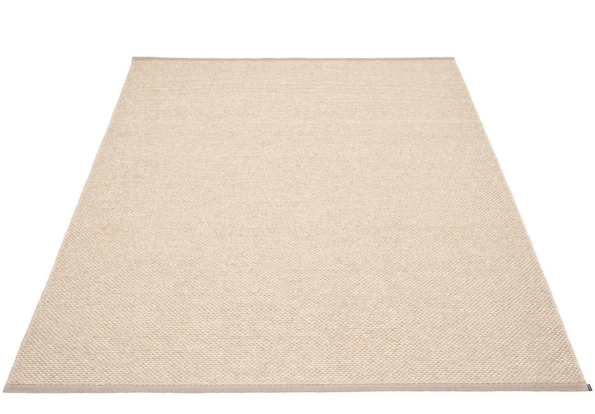 Effi Kunststoffteppich von Pappelina in Schlamm, Größe 230x320 cm. Moderner Teppich für Innen und Außen.