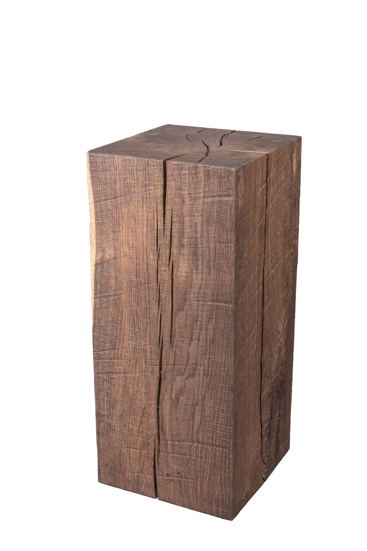 SK 02 Cube Hocker: Massiver Holz Hocker und Beistelltisch aus Eiche, Detailansicht.