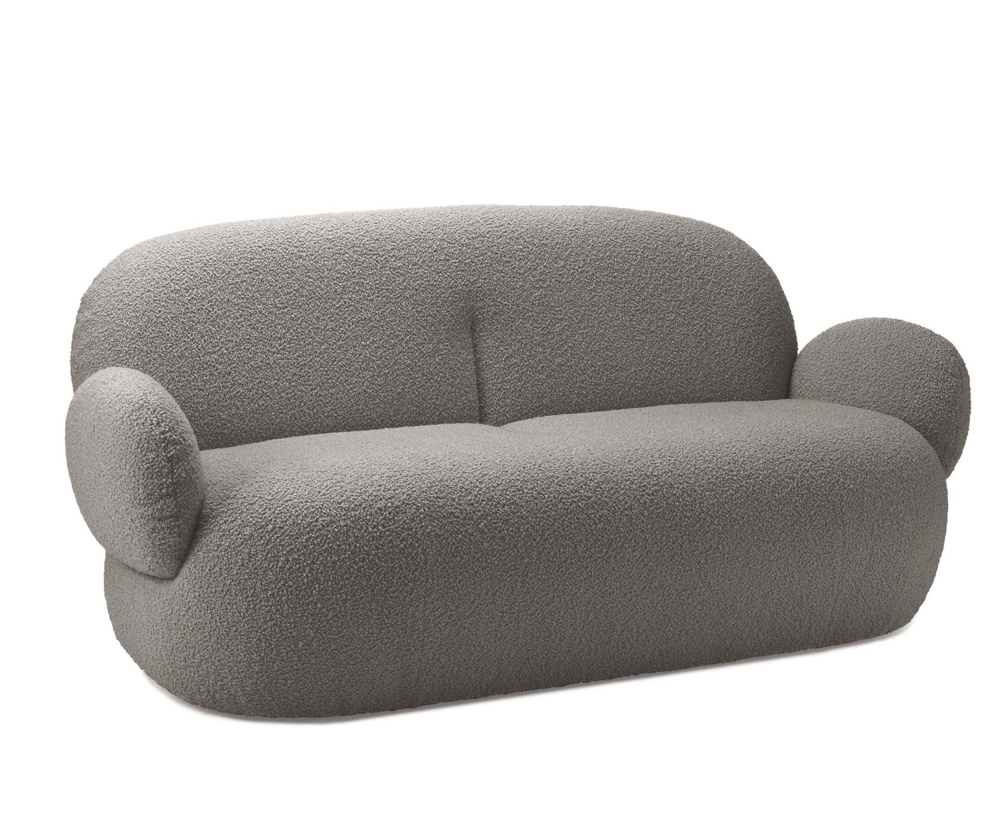 Graues Nana Sofa von Freifrau Manufaktur mit Teddyfell-Bezug, modernes Design für Wohnzimmer.