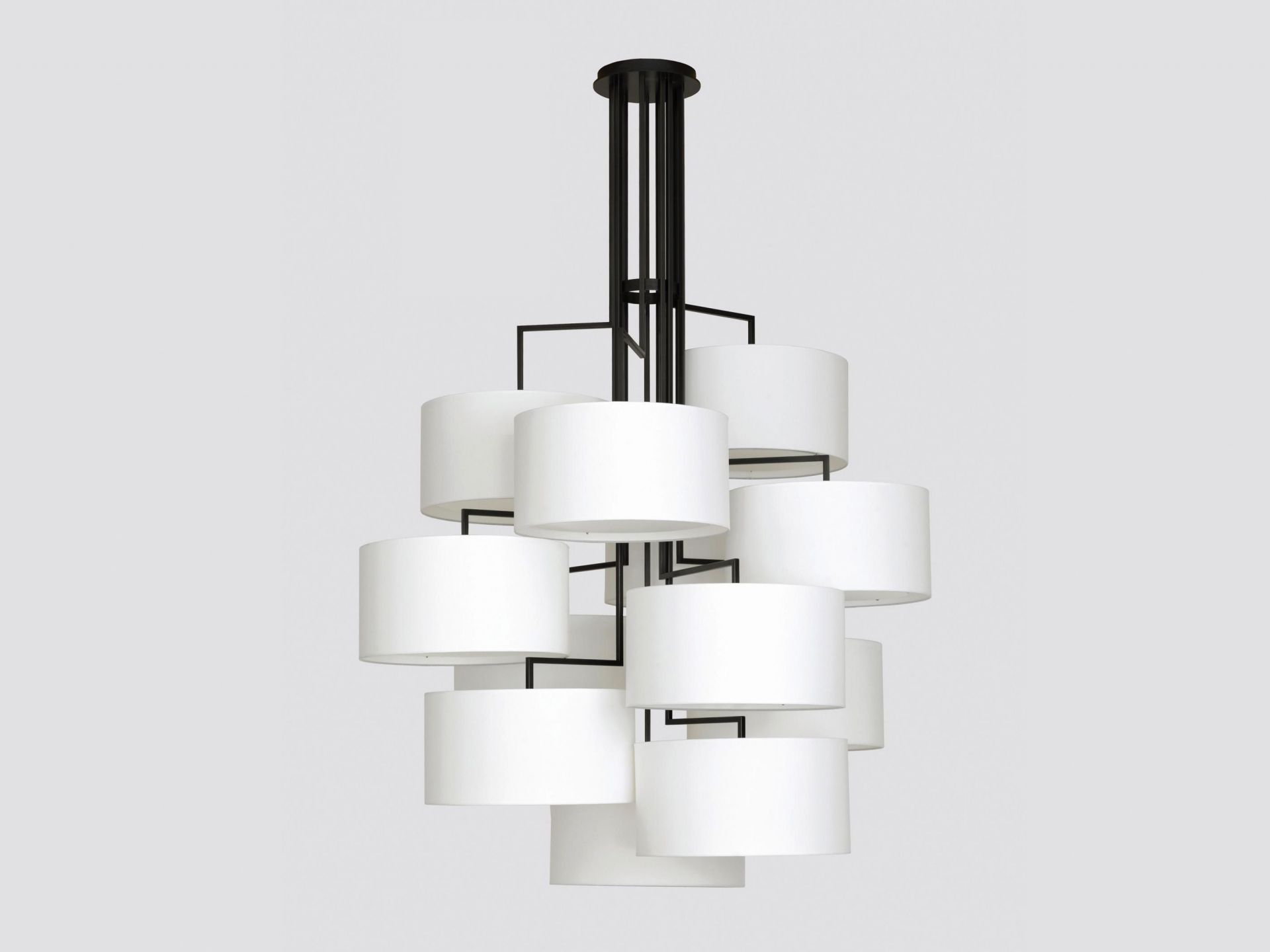 NOON 12 Deckenleuchte mit schwarzem Gestell und weißen Lampenschirmen, moderne Innenbeleuchtung für Wohnzimmer.