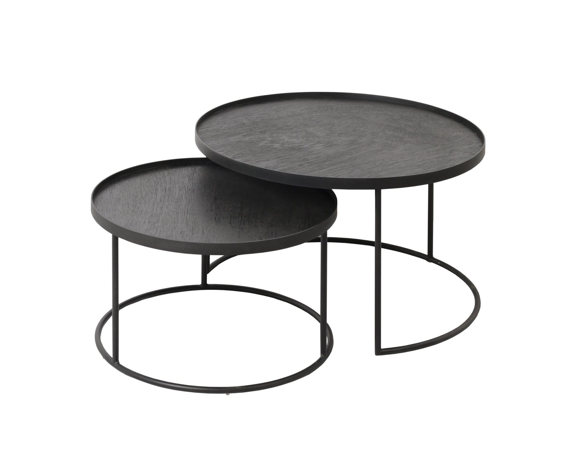 Couchtisch 2er Set Ethnicraft: Runde, schwarze Beistelltische aus Holz und Metall. Modernes Wohnzimmer Design.