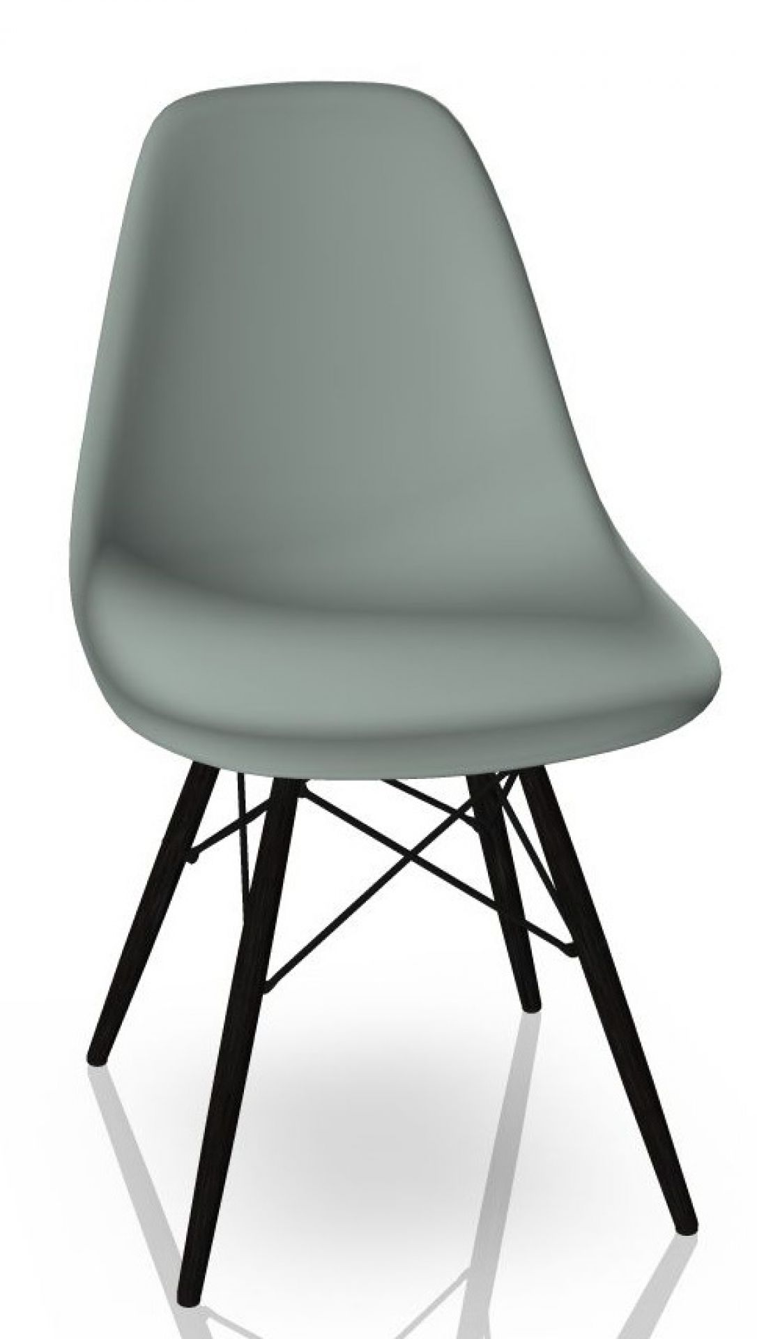 Eames DSW Stuhl mit hellgrauer Sitzschale und schwarzem Ahorn-Holzgestell, Ansicht von vorne.