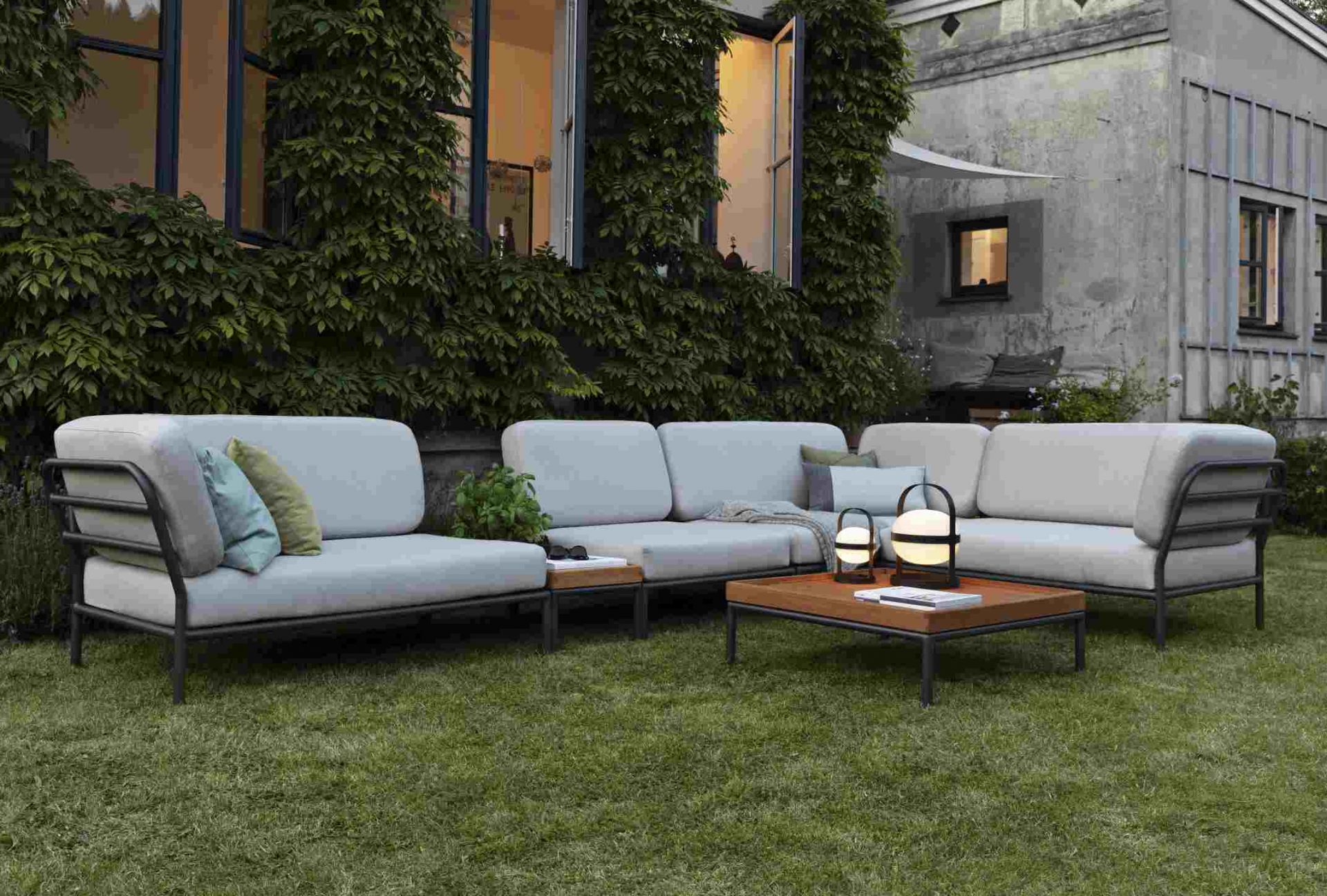 Level Sofa Outdoor Houe