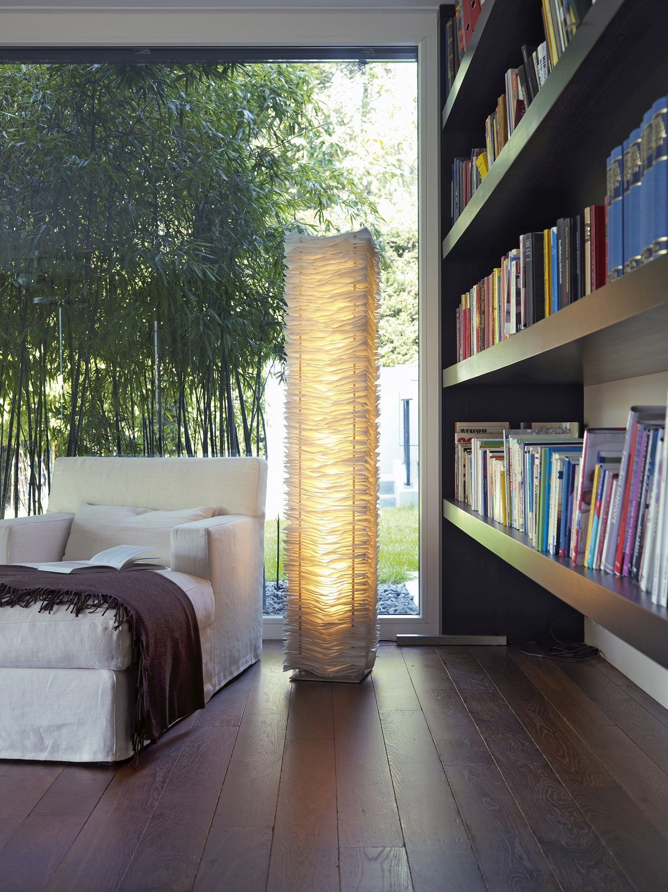 One by one Stehleuchte Belux