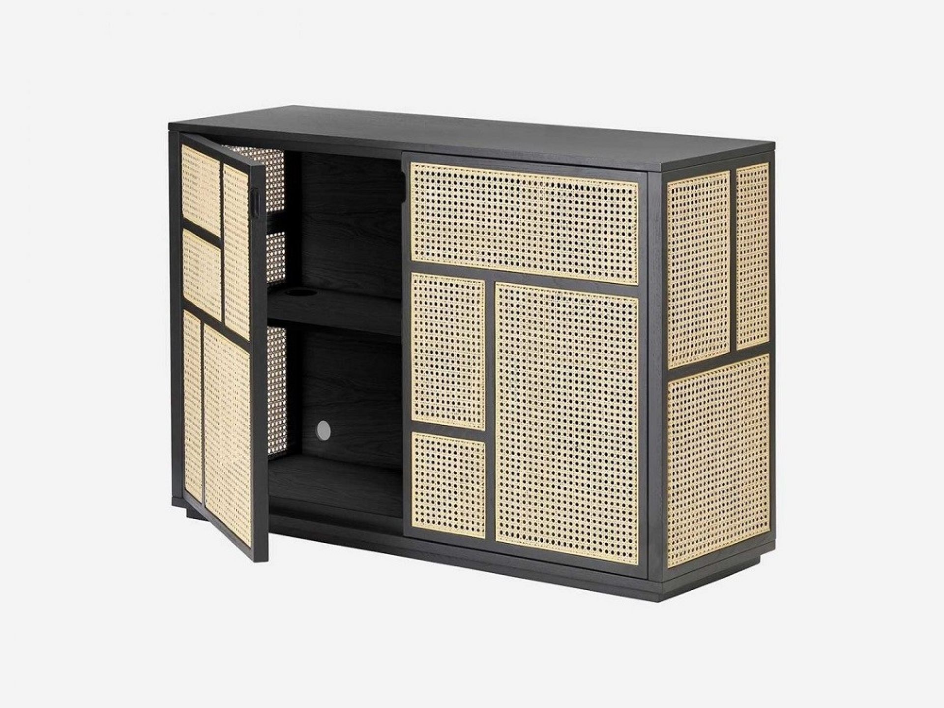 Schwarzes Air Sideboard von Design House Stockholm mit Rattangeflecht und offener Tür.