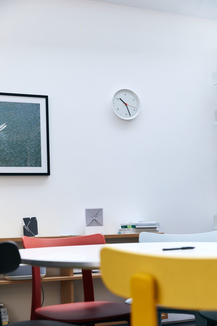 Wall Clock Wanduhr Hay