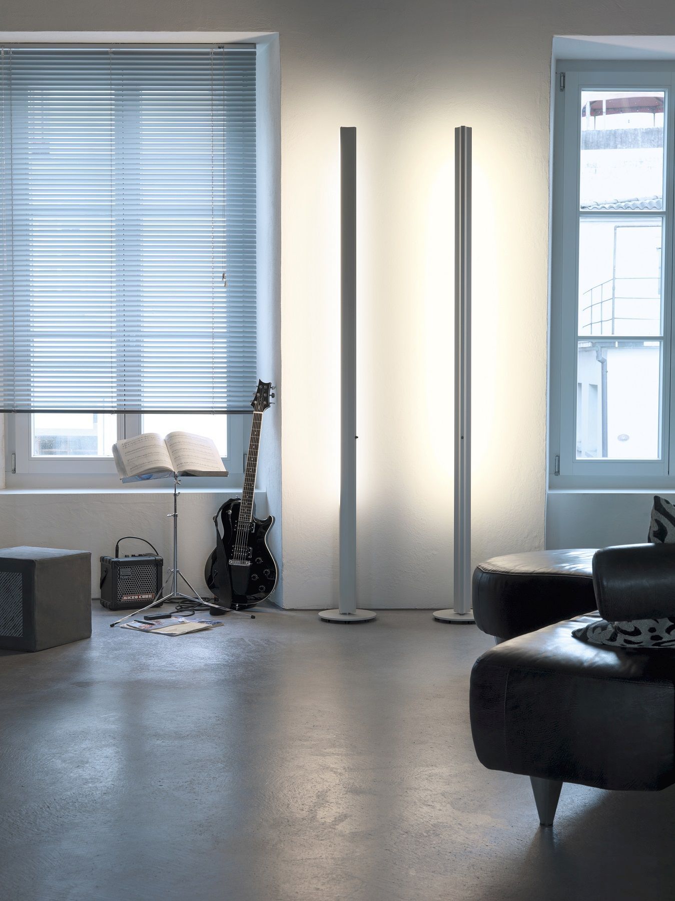 Ypsilon Stehleuchte Belux