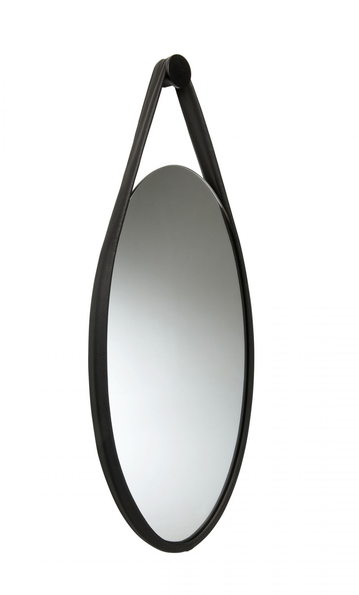 Hide Wandspiegel mit schwarzem Rahmen und Eichenholz-Akzent, ideal für moderne Innenräume.