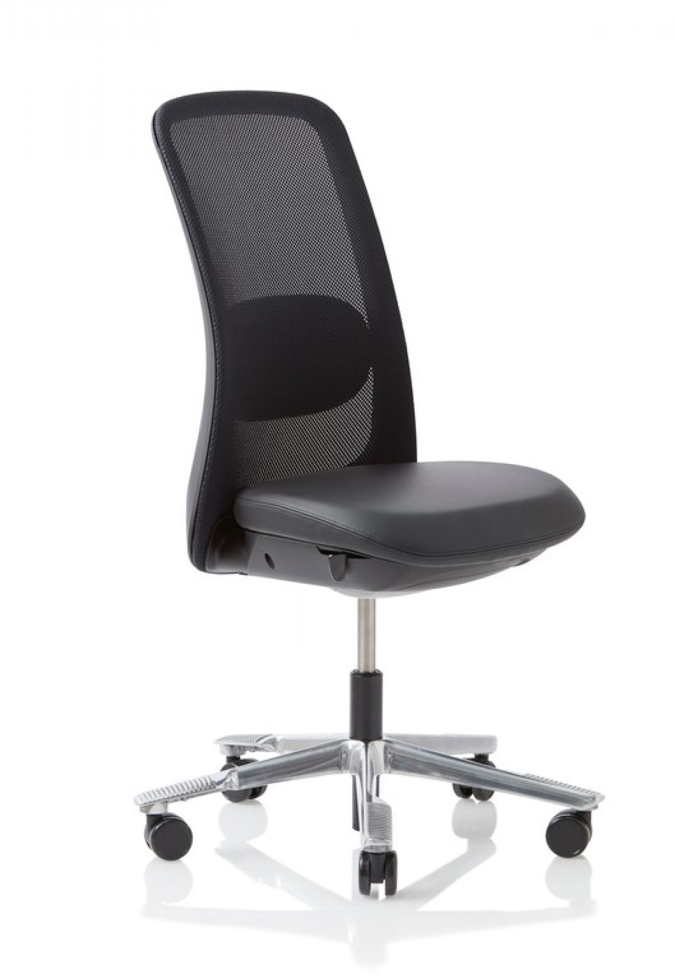 Schwarzer Sofi Arbeitsstuhl von HAG mit Netzrücken und Lederbezug, ergonomischer Bürostuhl für gesundes Sitzen.