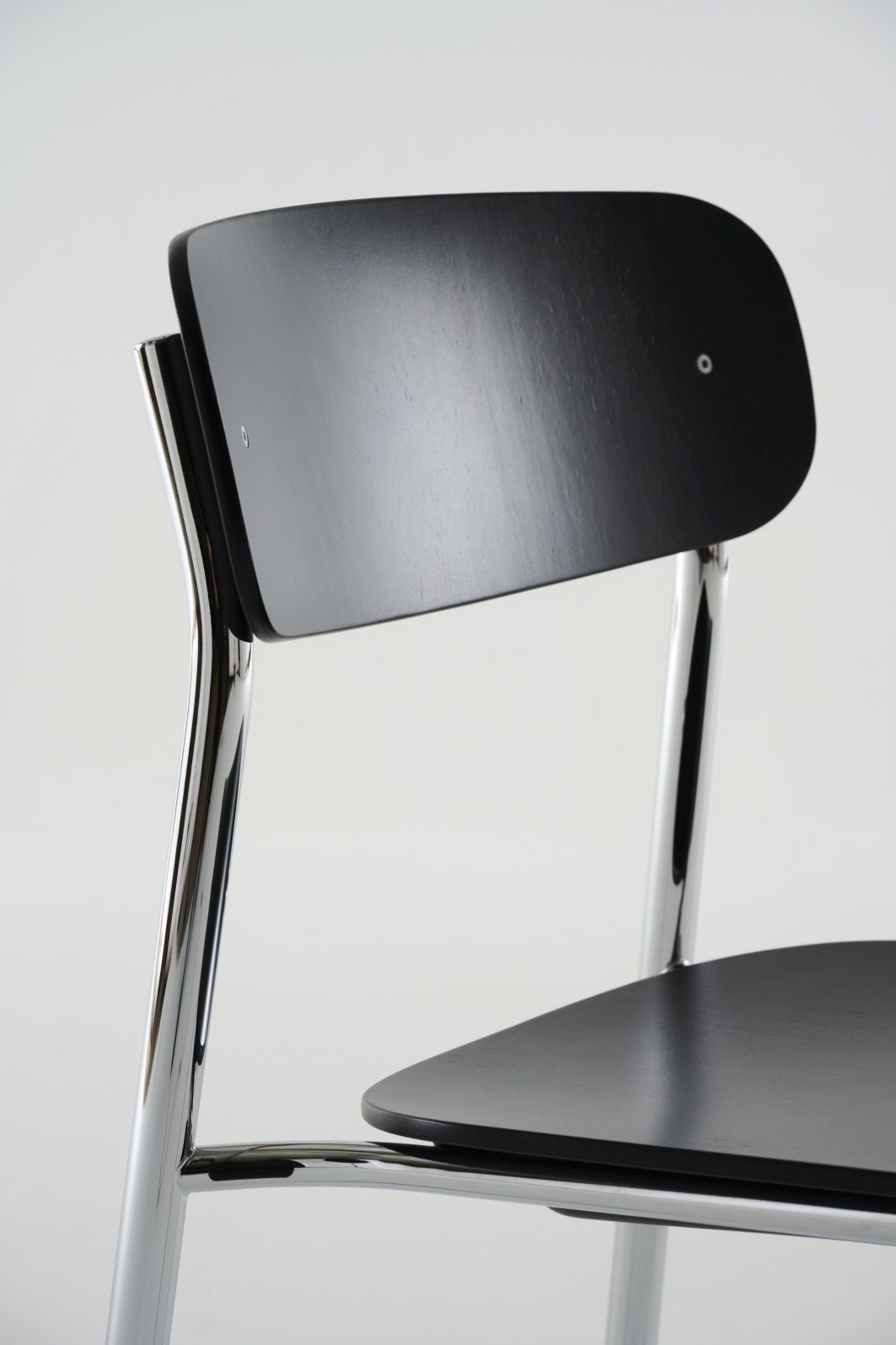 S 243 / S243 Stahlrohr Stuhl Thonet