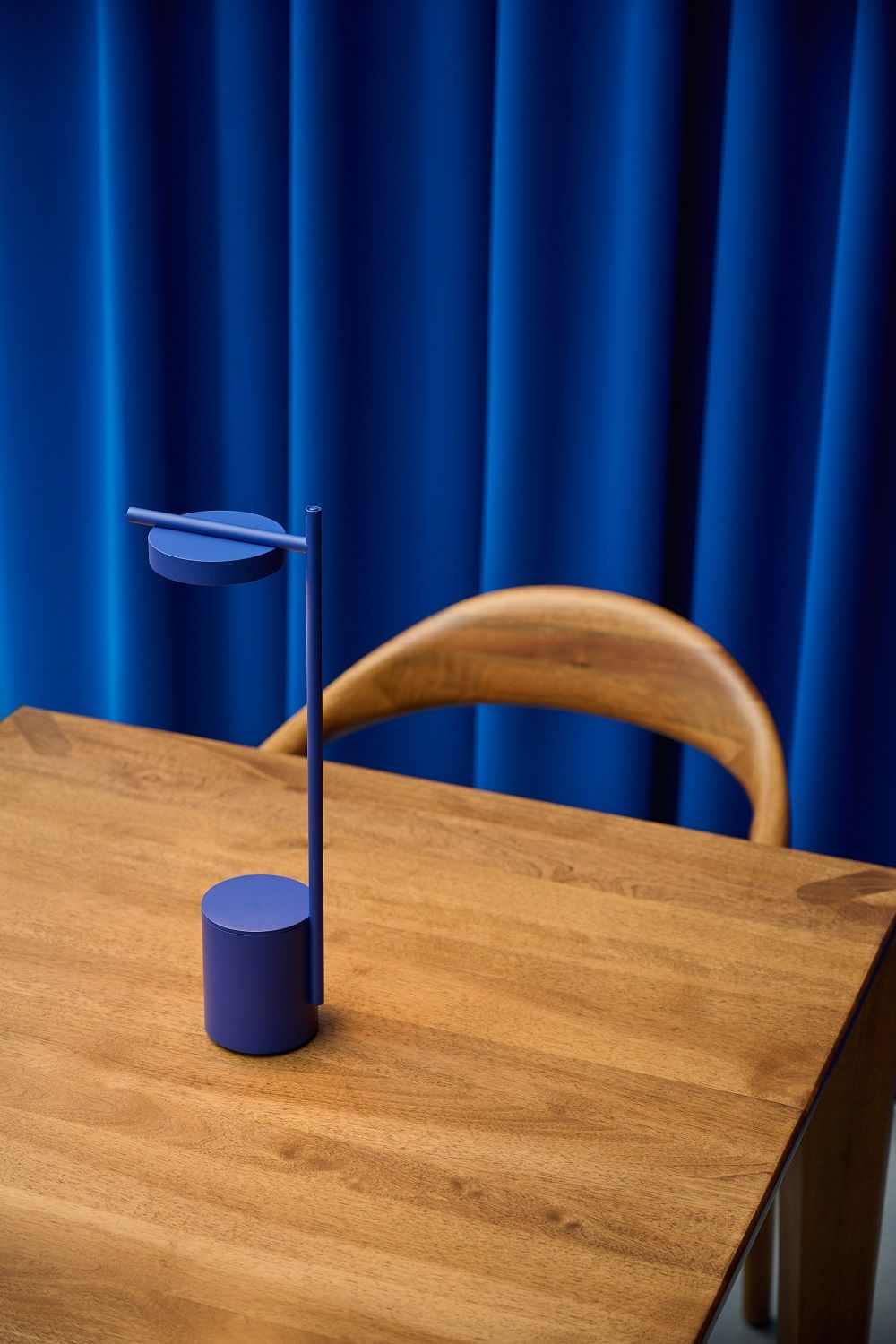 Igram Portable Table Lamp Shape I Akkuleuchte / Tischleuchte Grupa