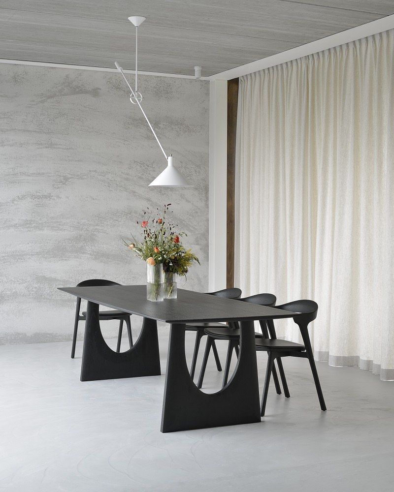 Geometric Dining table Esstisch Eiche schwarz Ethnicraft