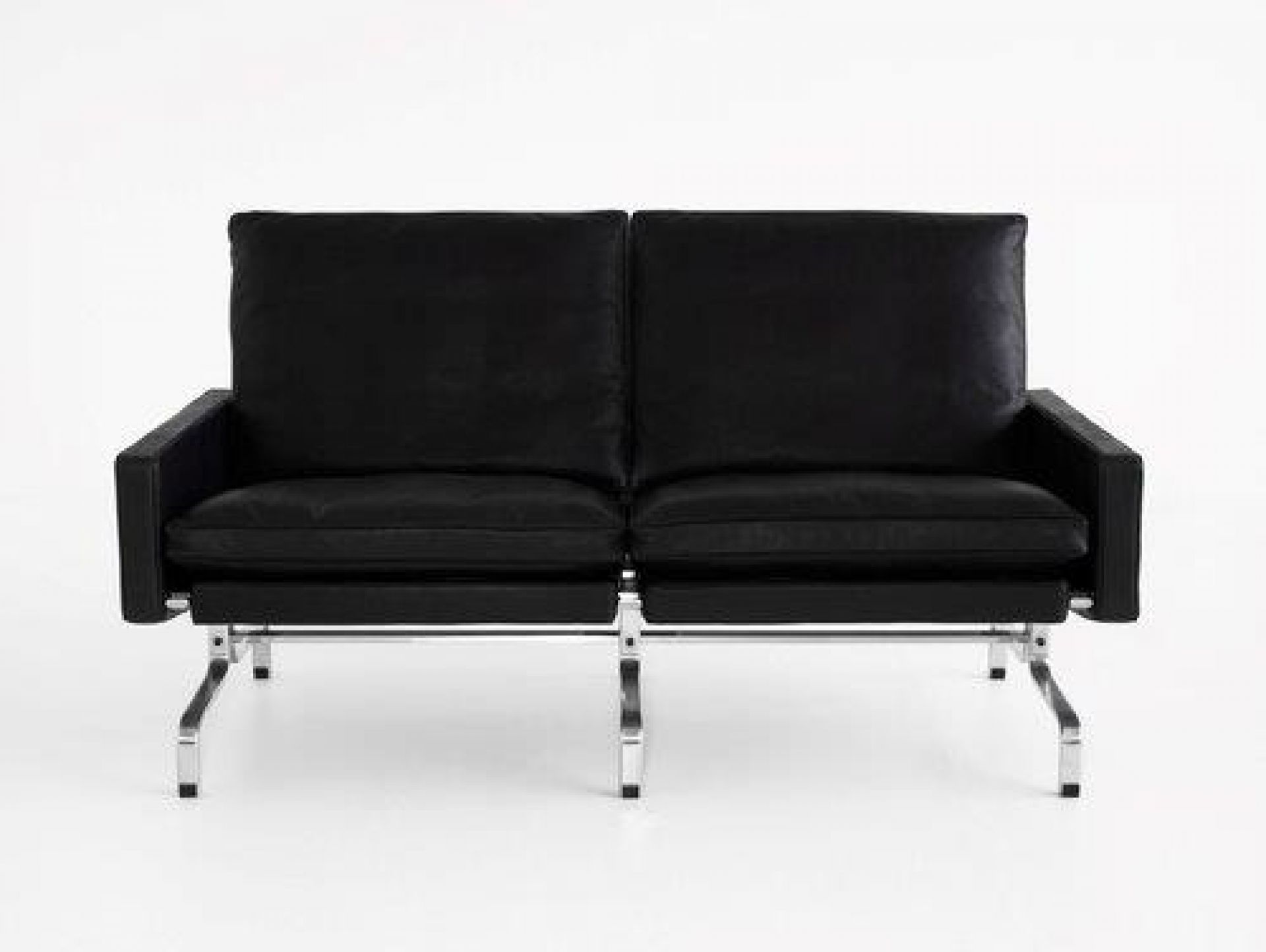 Schwarzes PK 31 Sofa von Fritz Hansen mit Lederbezug und verchromtem Stahlgestell.