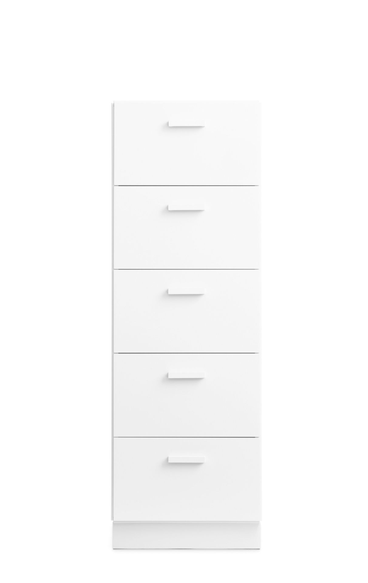 Weiße, hohe Kommode mit fünf Schubladen und Sockel von String Furniture. Moderne Schlafzimmer Kommode.