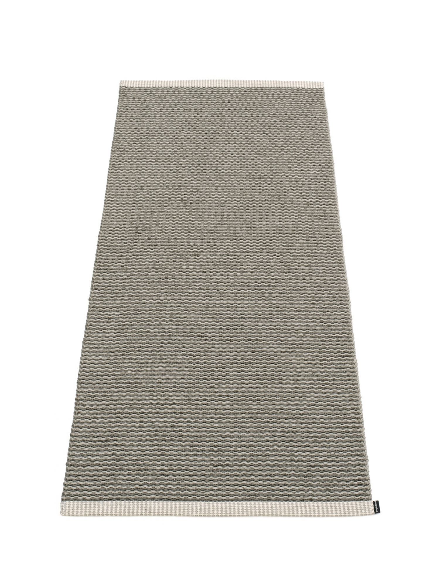 Grauer Pappelina Mono Kunststoffteppich (60x150 cm) mit gewebter Textur und heller Bordüre.