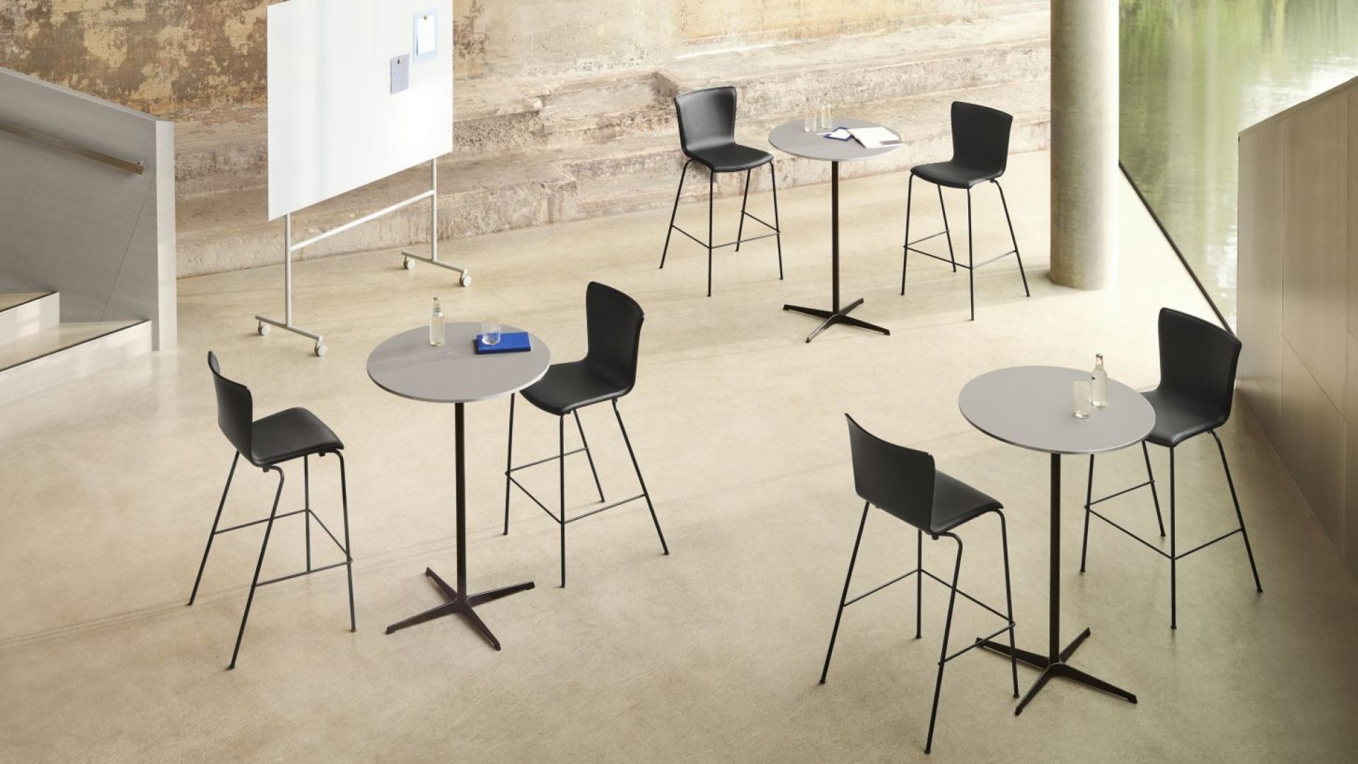 Zirkular Stehtisch H 108 cm Fritz Hansen