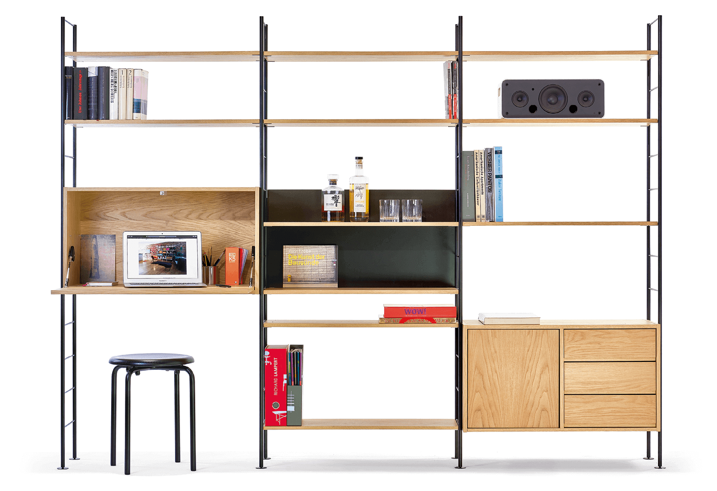 Hirche DHS 10 Regal von Richard Lampert: Modulares Regalsystem aus Holz und Metall mit Schreibtisch.